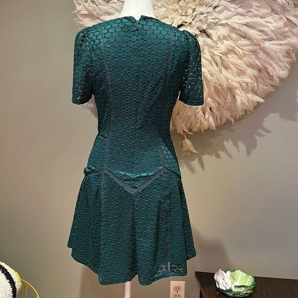 Ali & Jay green lace dress - Picture 4 of 7